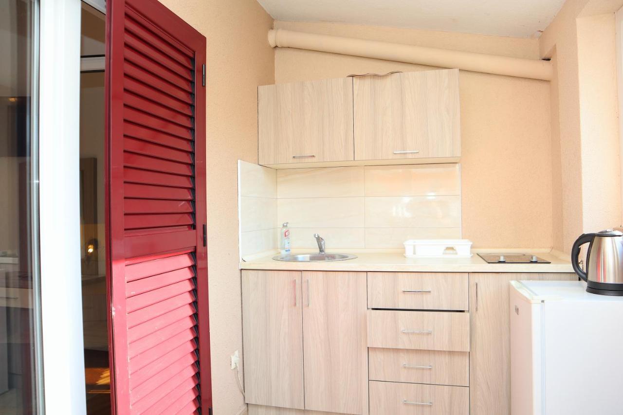 Kosta Guest house 3*