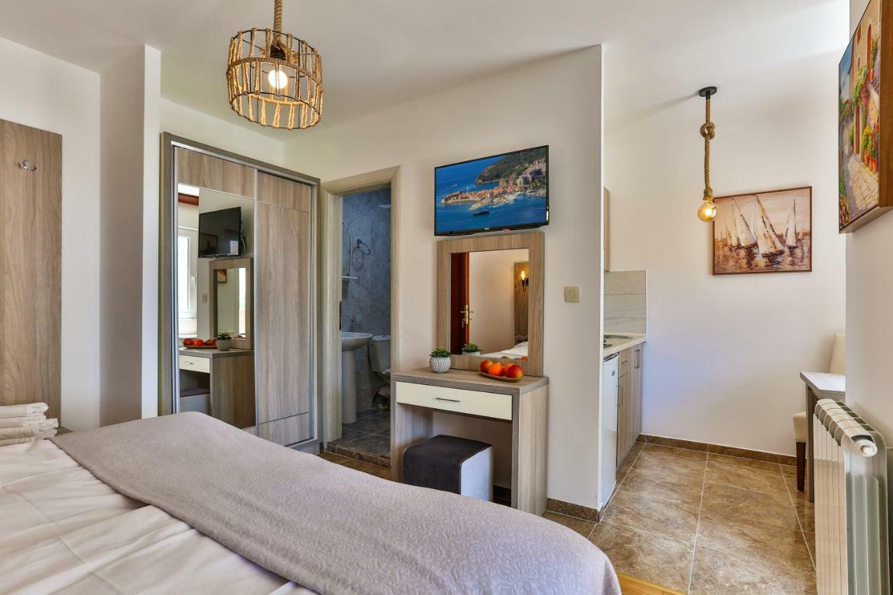 Guest house Kosta
